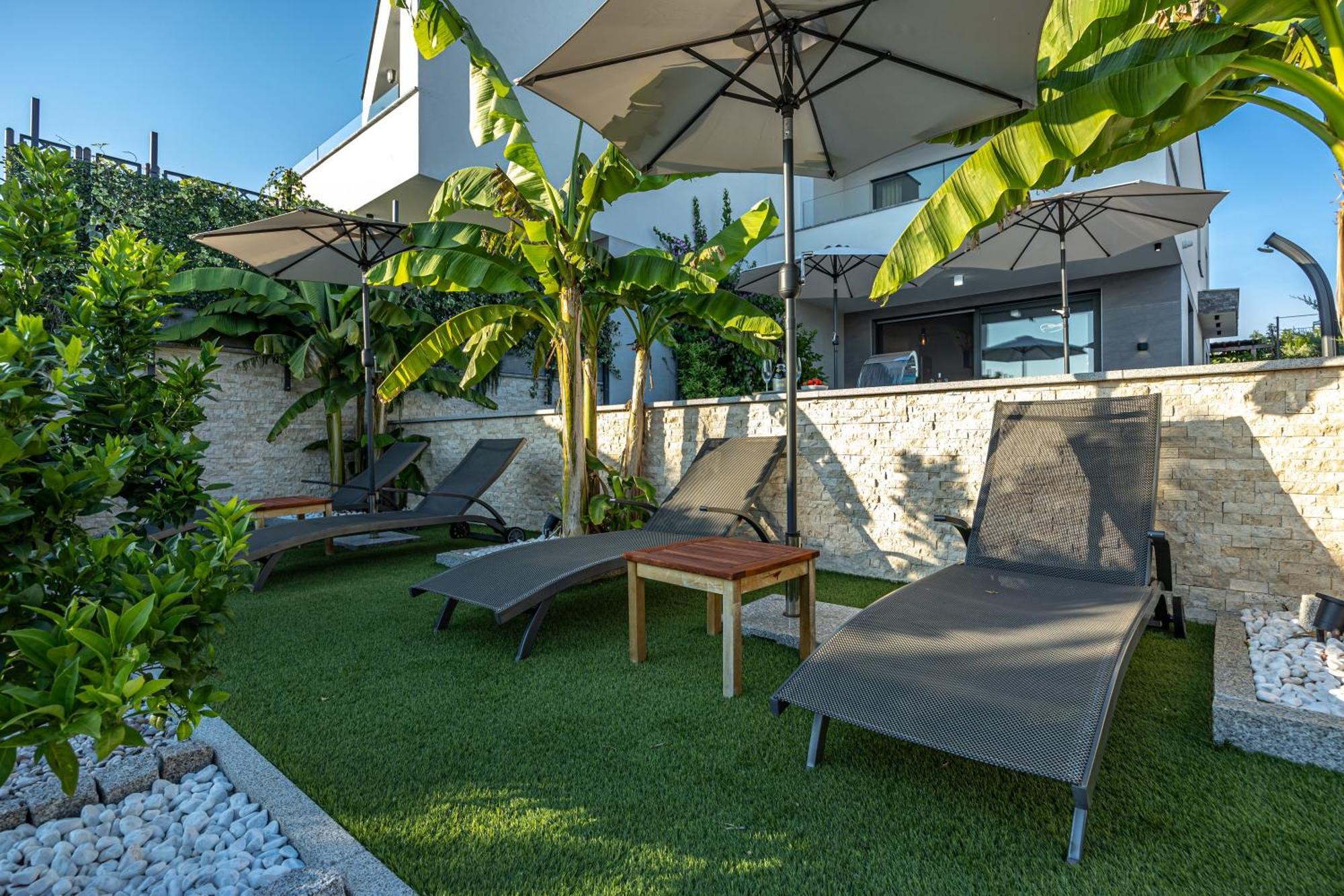 Luxury Villas White Sails Pinezići Eksteriør billede