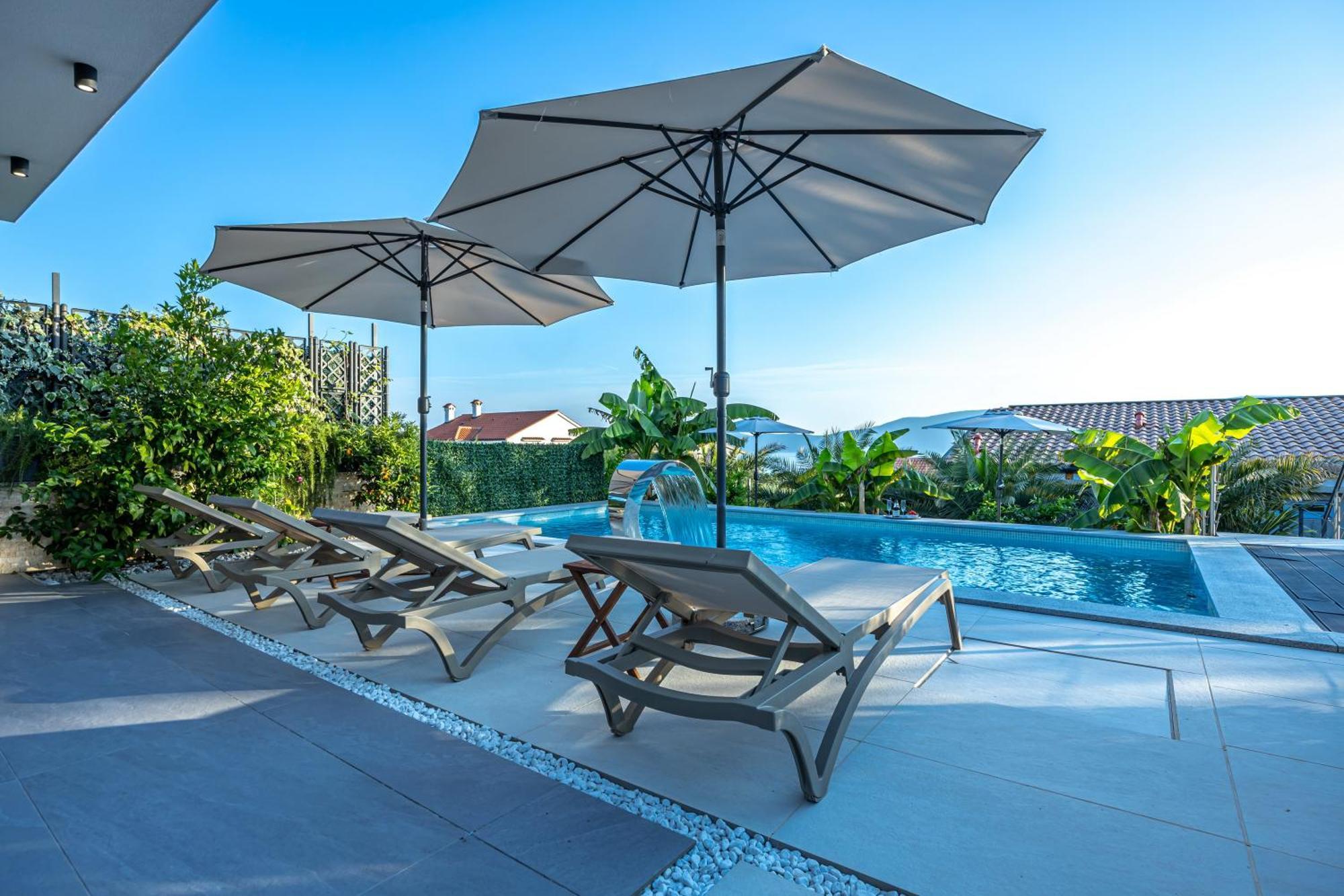 Luxury Villas White Sails Pinezići Eksteriør billede