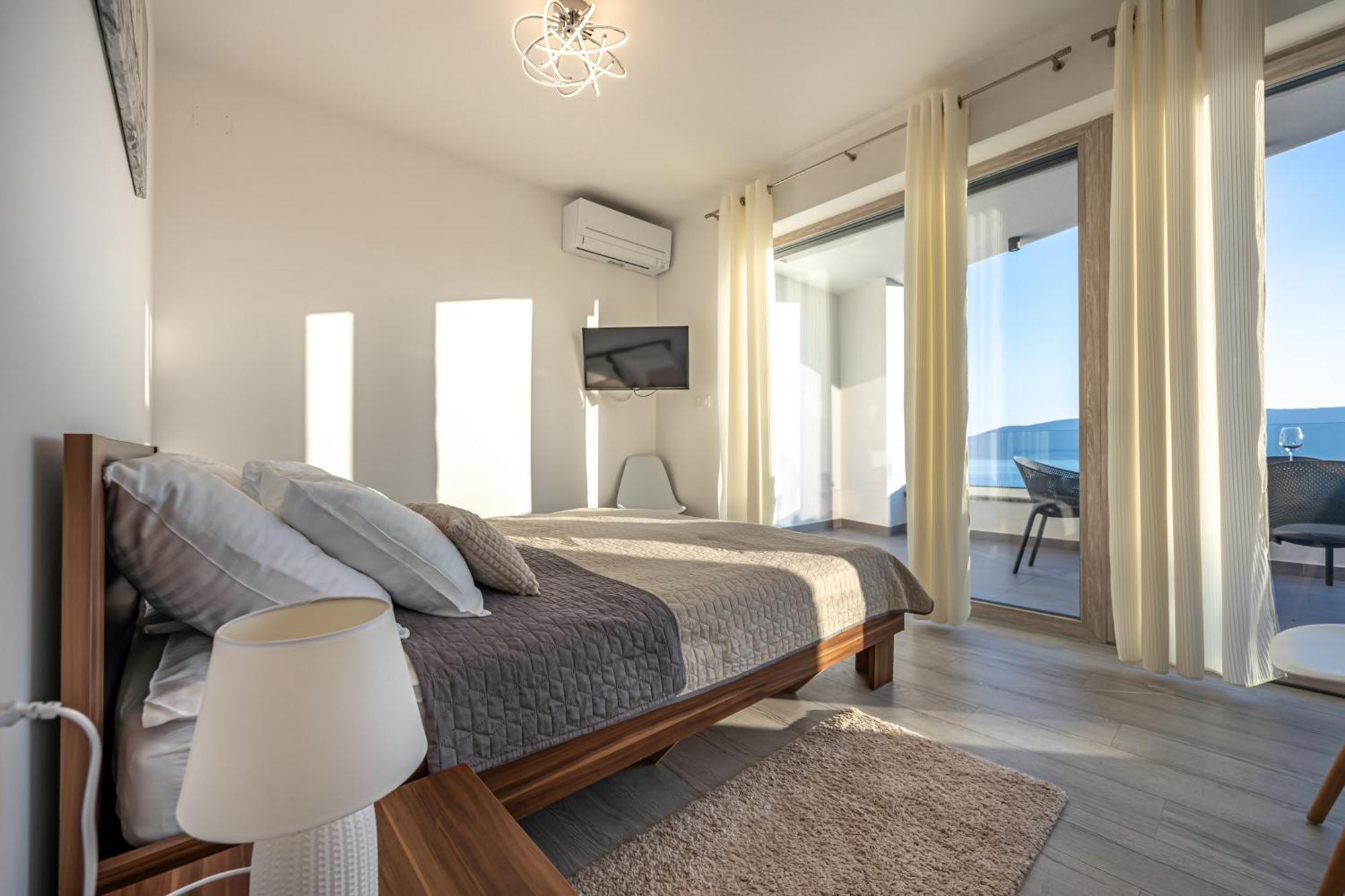 Luxury Villas White Sails Pinezići Eksteriør billede