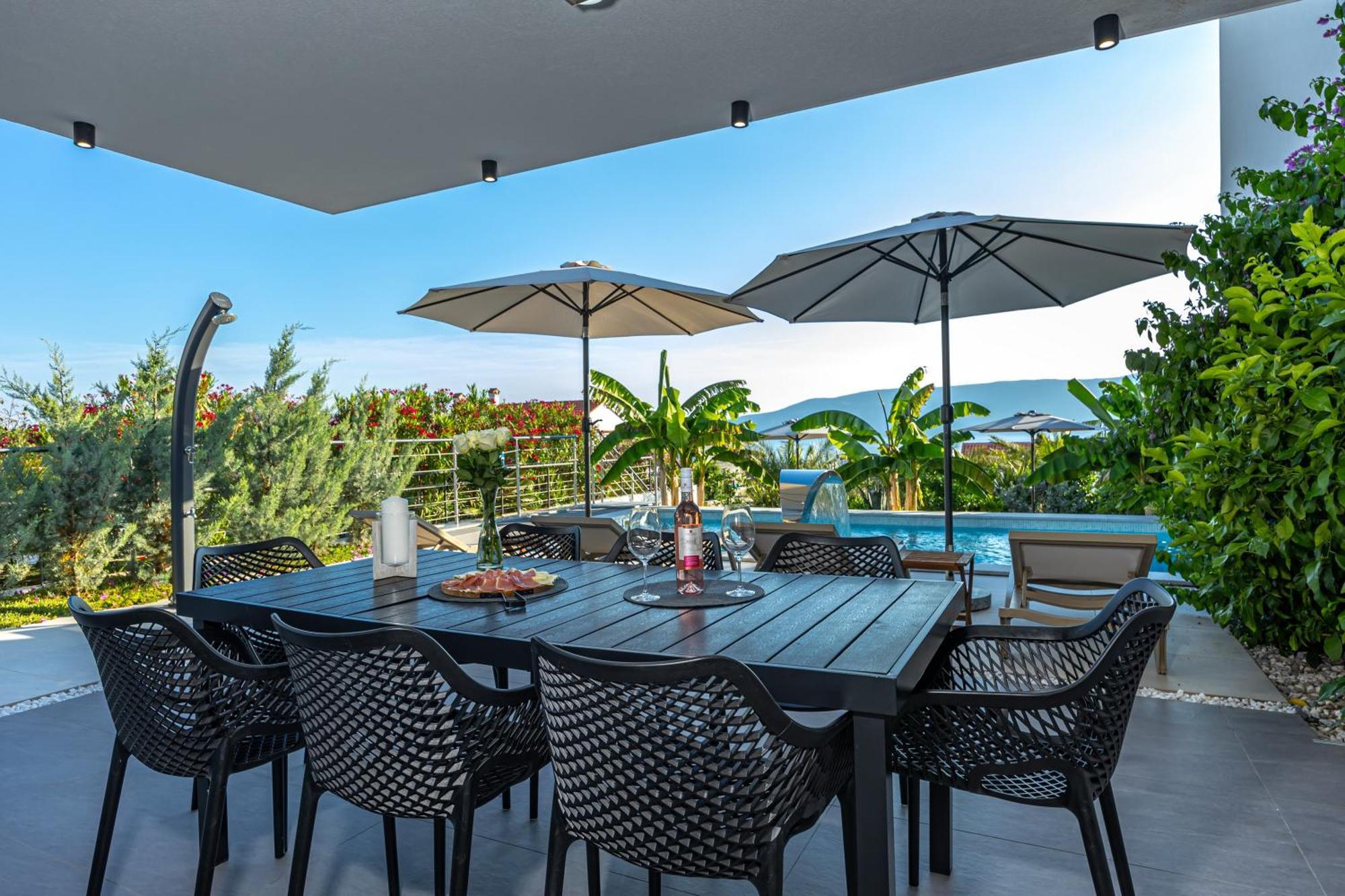 Luxury Villas White Sails Pinezići Eksteriør billede